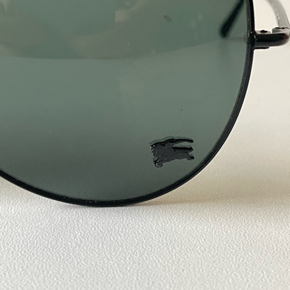 good as new Burberry sunglasses - Picture 2 of 3